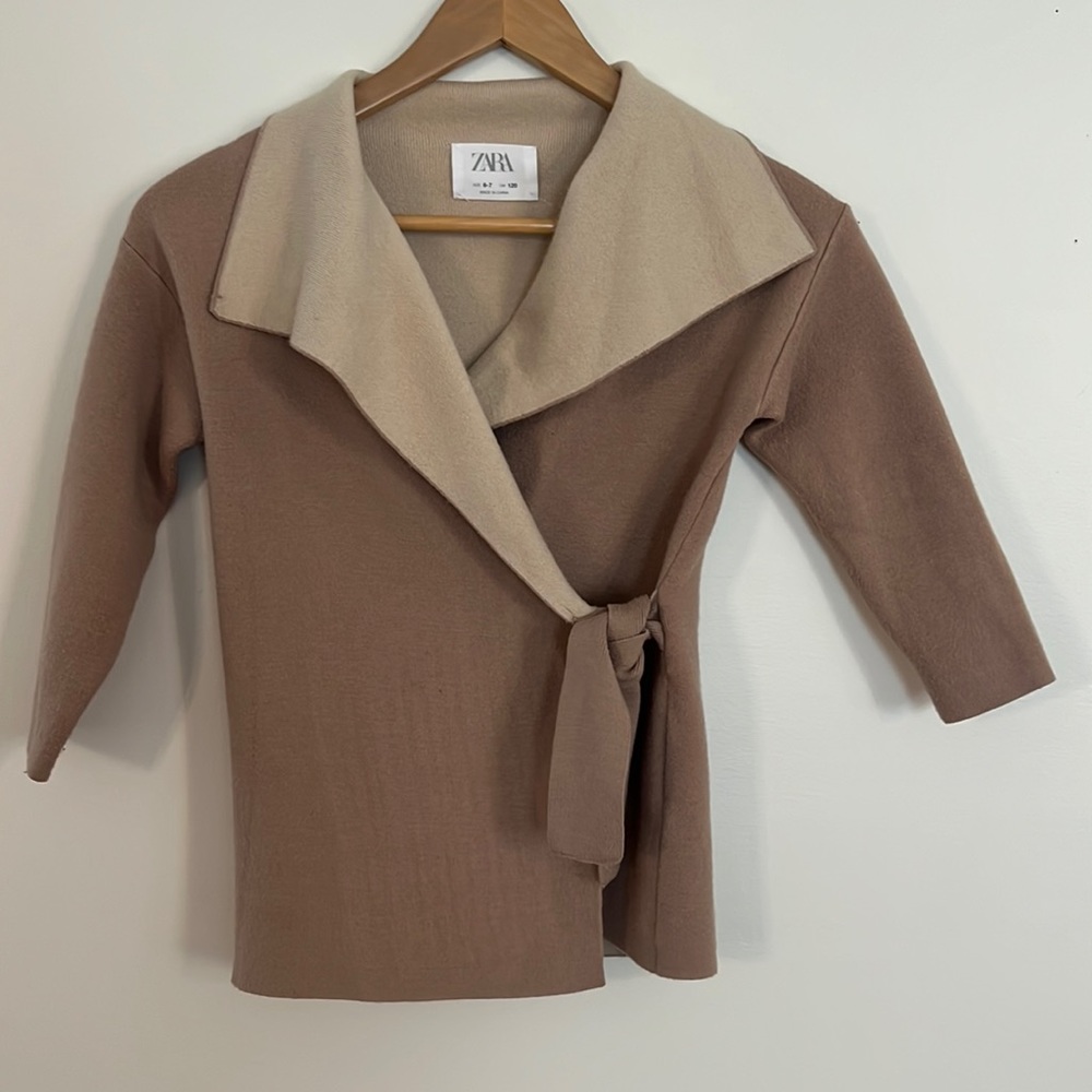 Zara beige wrap sweater size 6-7 cm 120